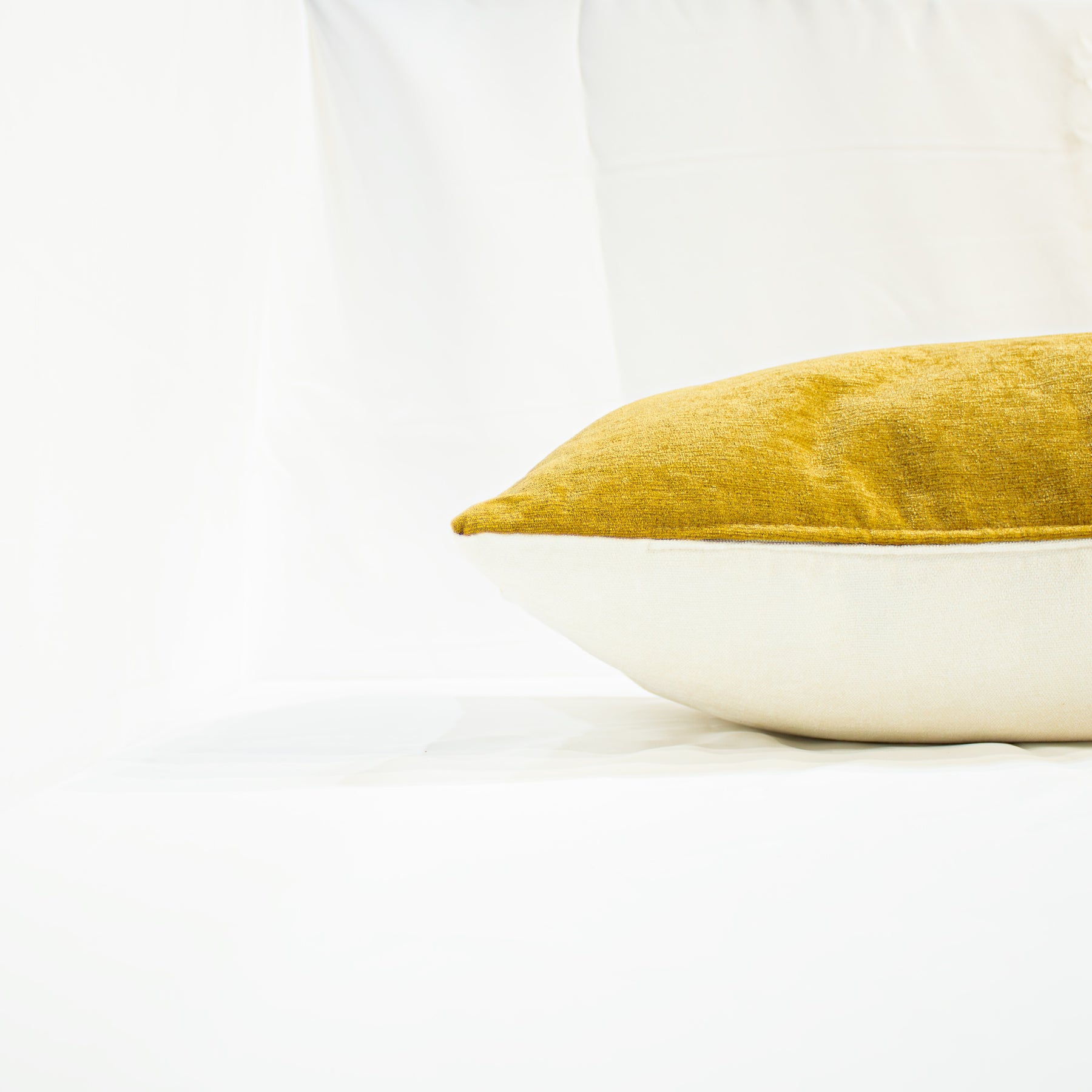Moretti Pristine Block Scatter Cushion Cover (40x70)